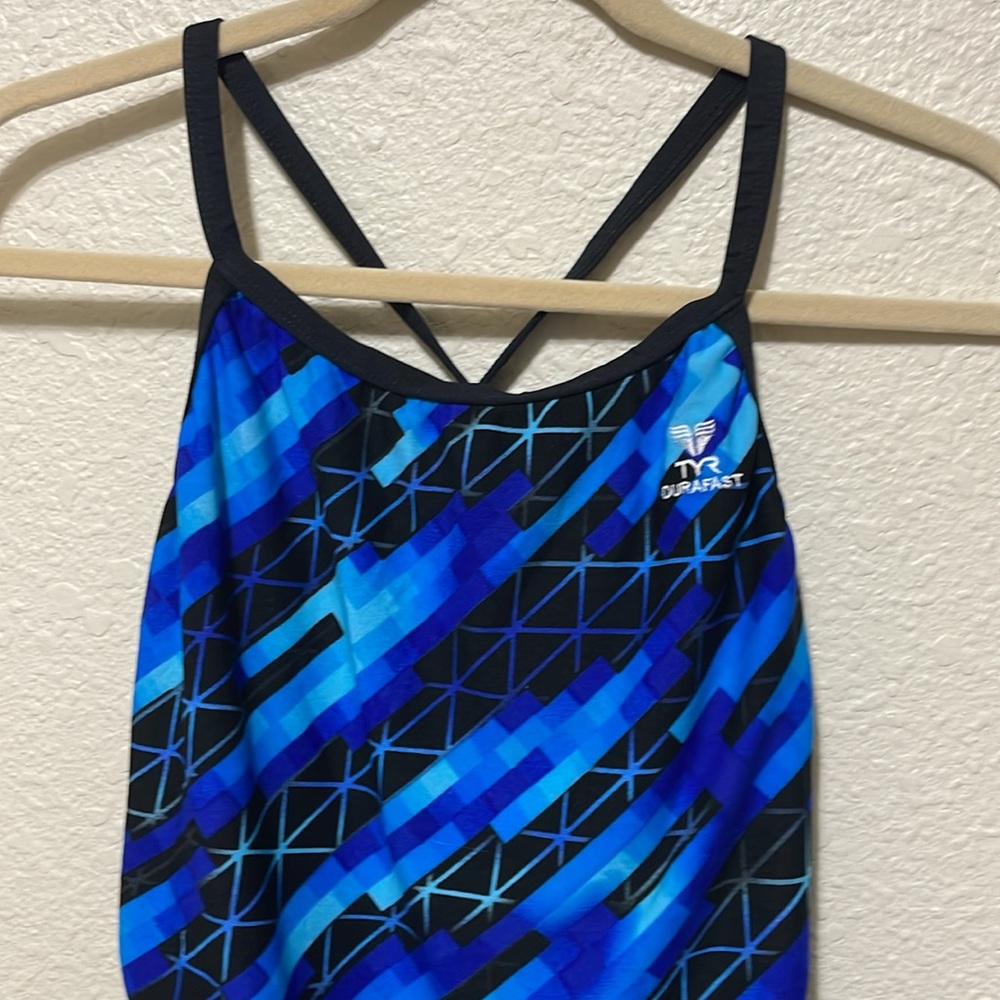 TYR Women's Black And Blue One Piece Swimsuit. Good Condition. Size 36. - Picture 3 of 11
